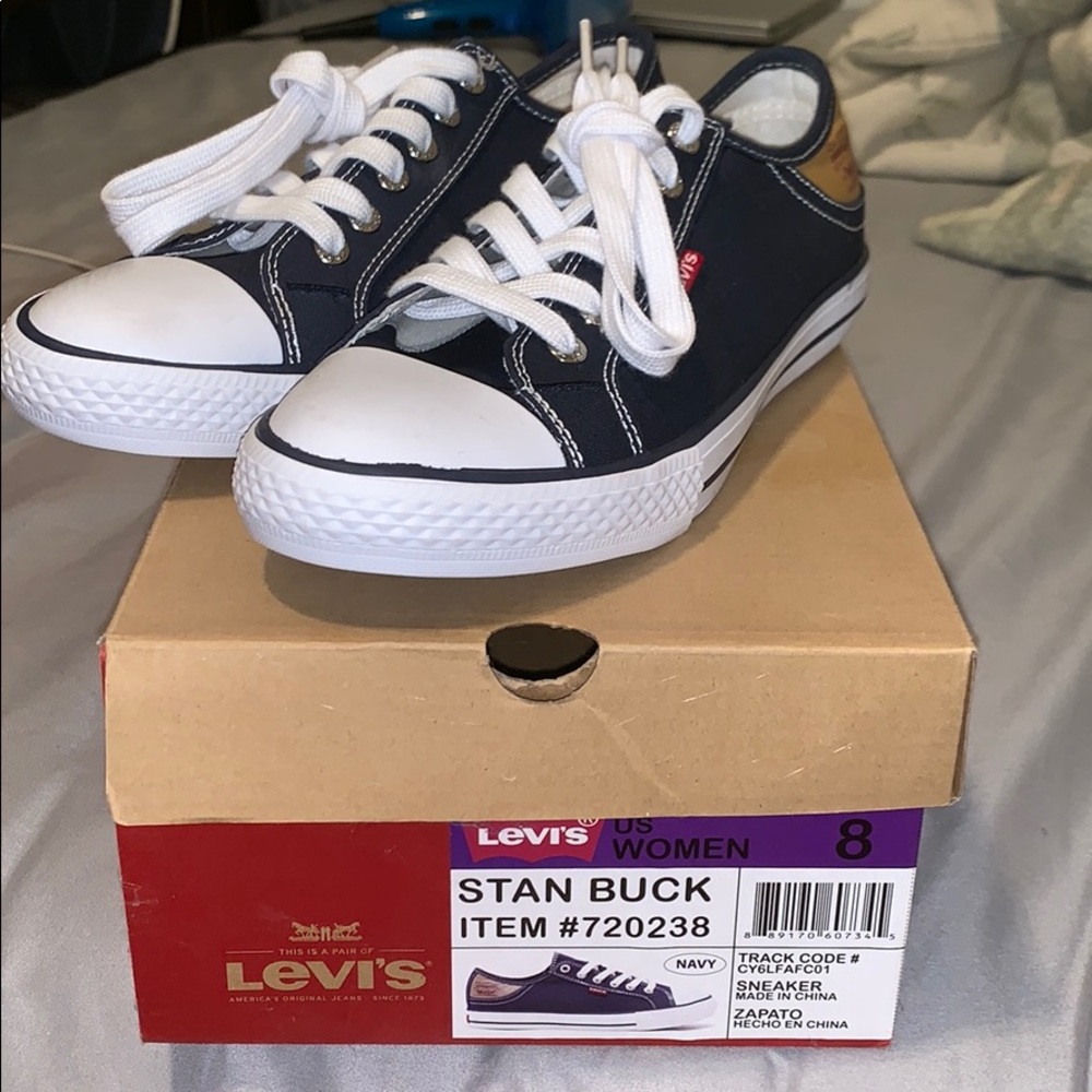 Levi's Stan Buck (Tennis Shoes) 8!